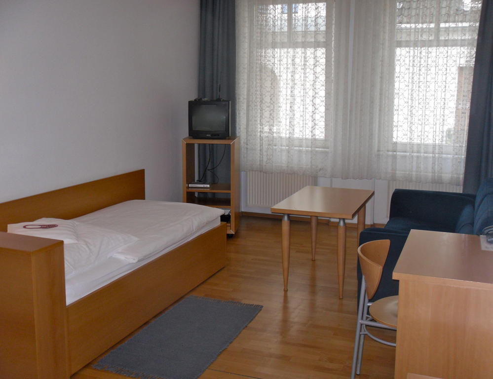 Hotel Zum Scheppen Eck Wiesbaden Rom bilde